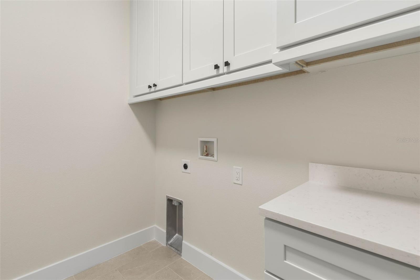 Image 69 of 97 For 250 Harbor Village Point N