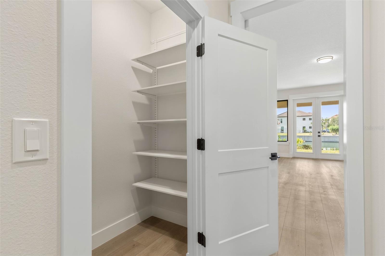 Image 72 of 97 For 250 Harbor Village Point N