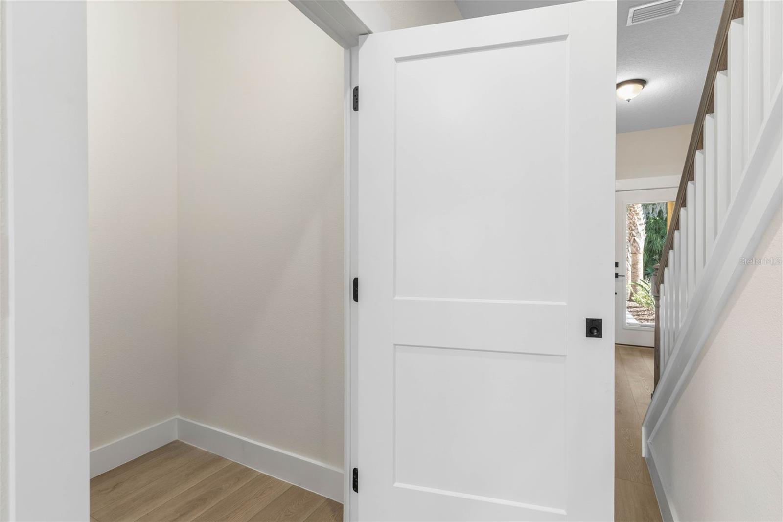 Image 73 of 97 For 250 Harbor Village Point N