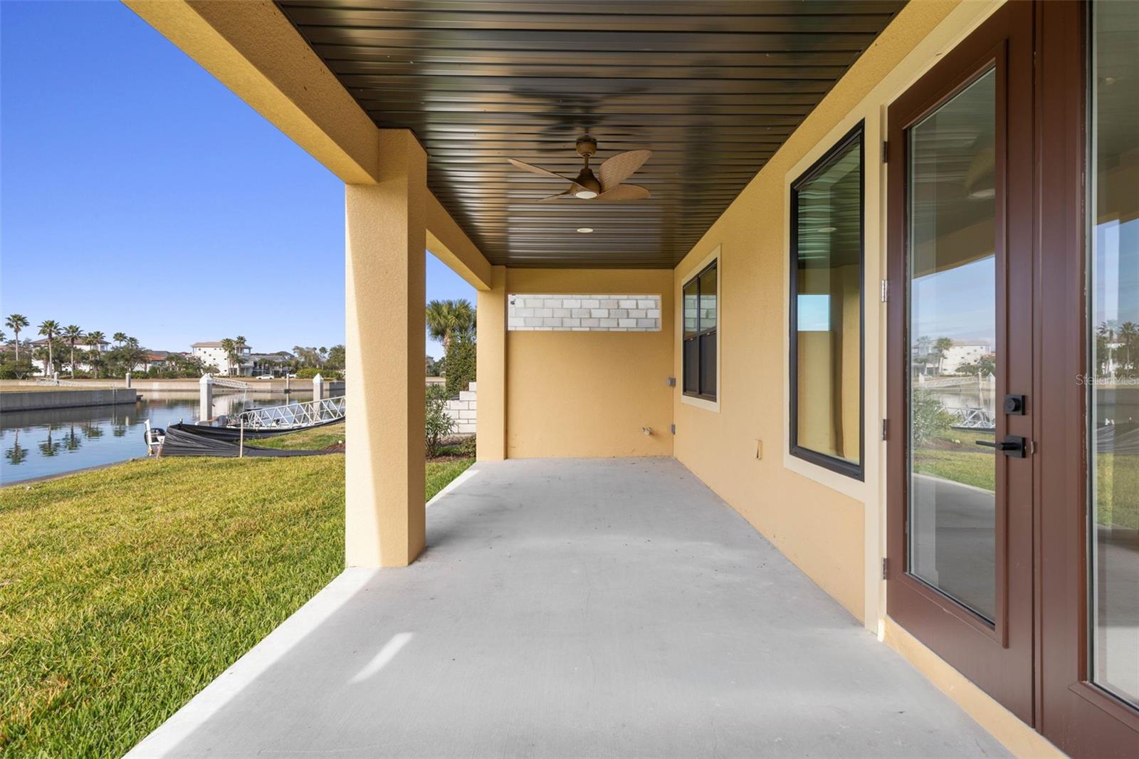 Image 77 of 97 For 250 Harbor Village Point N