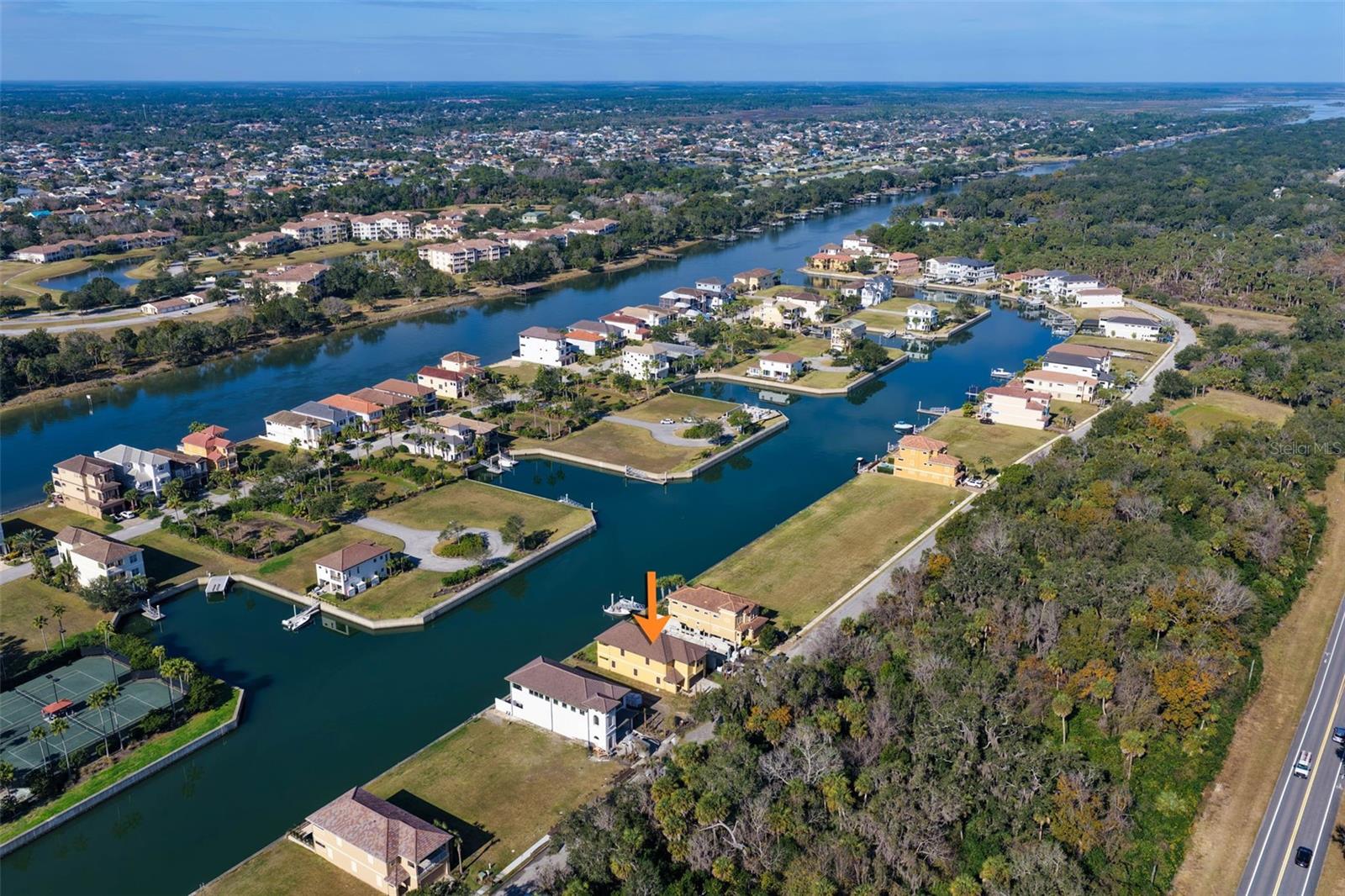 Image 85 of 97 For 250 Harbor Village Point N