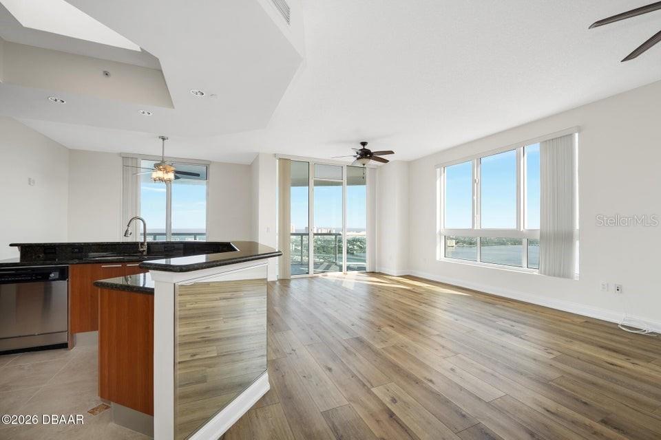 Image 10 of 56 For 231 Riverside Drive 2601-1