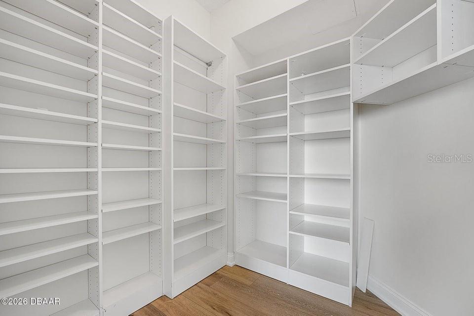 Image 18 of 56 For 231 Riverside Drive 2601-1