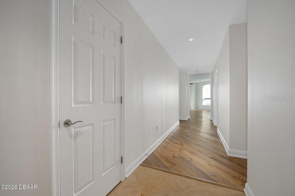 Image 5 of 56 For 231 Riverside Drive 2601-1