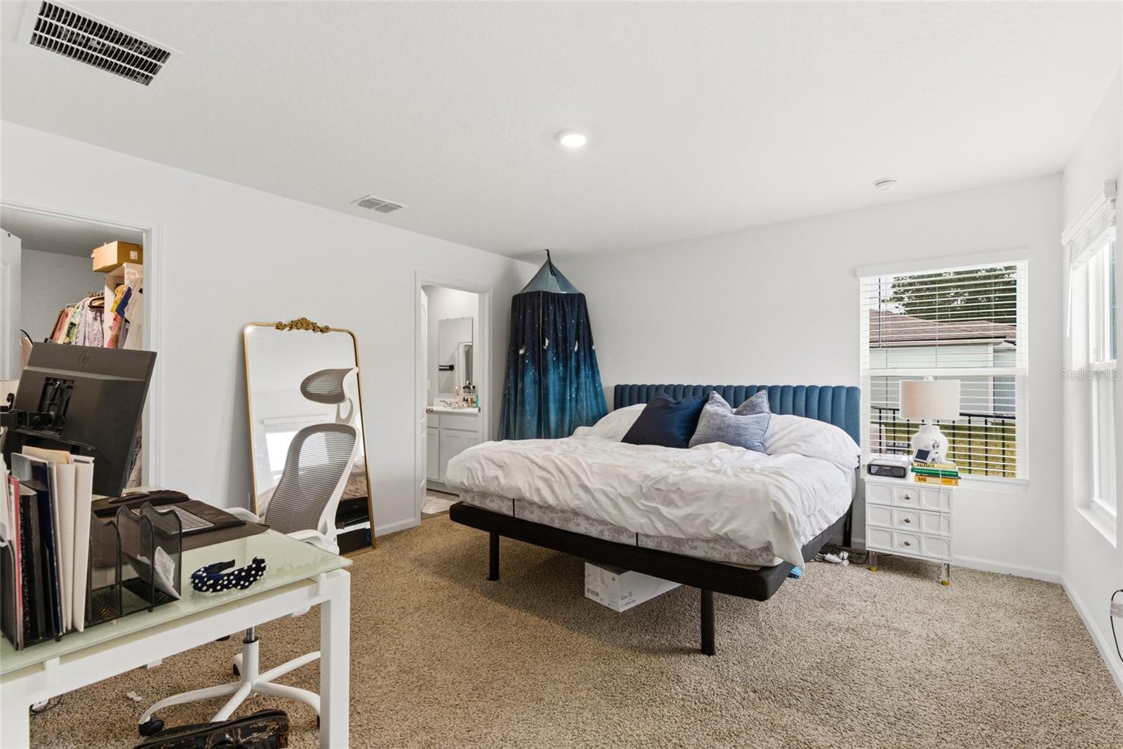 Image 17 of 43 For 72 Bogey Place