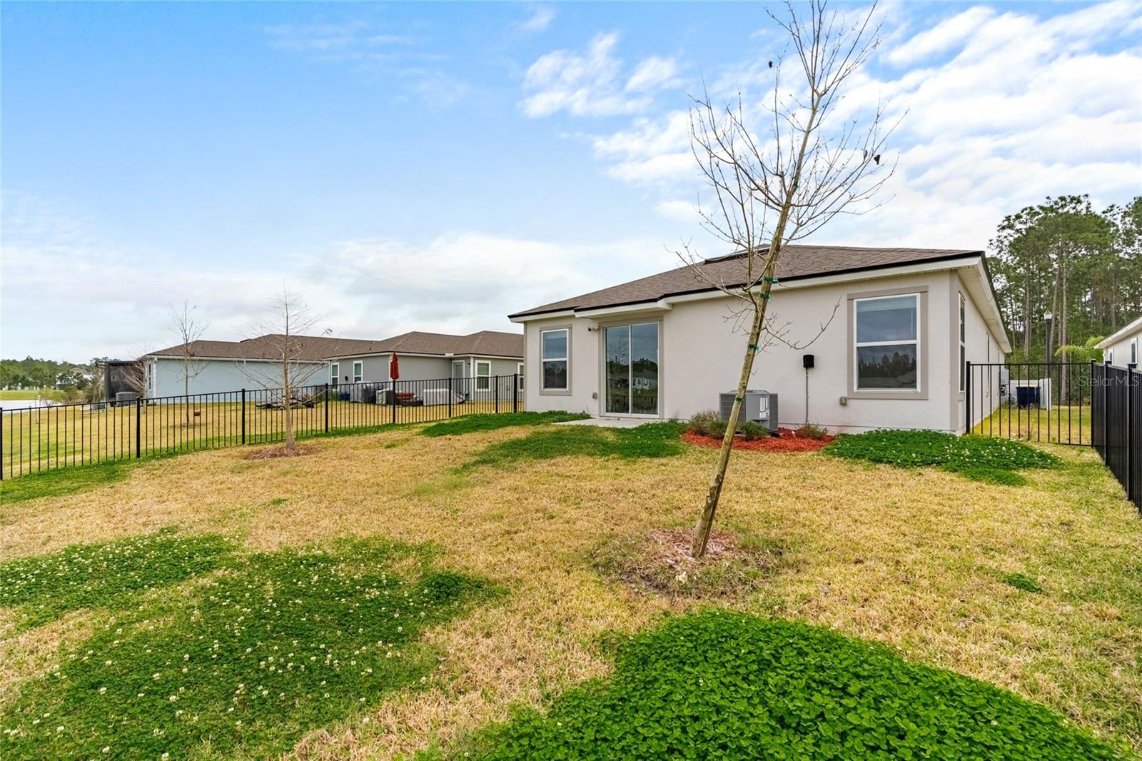 Image 33 of 43 For 72 Bogey Place