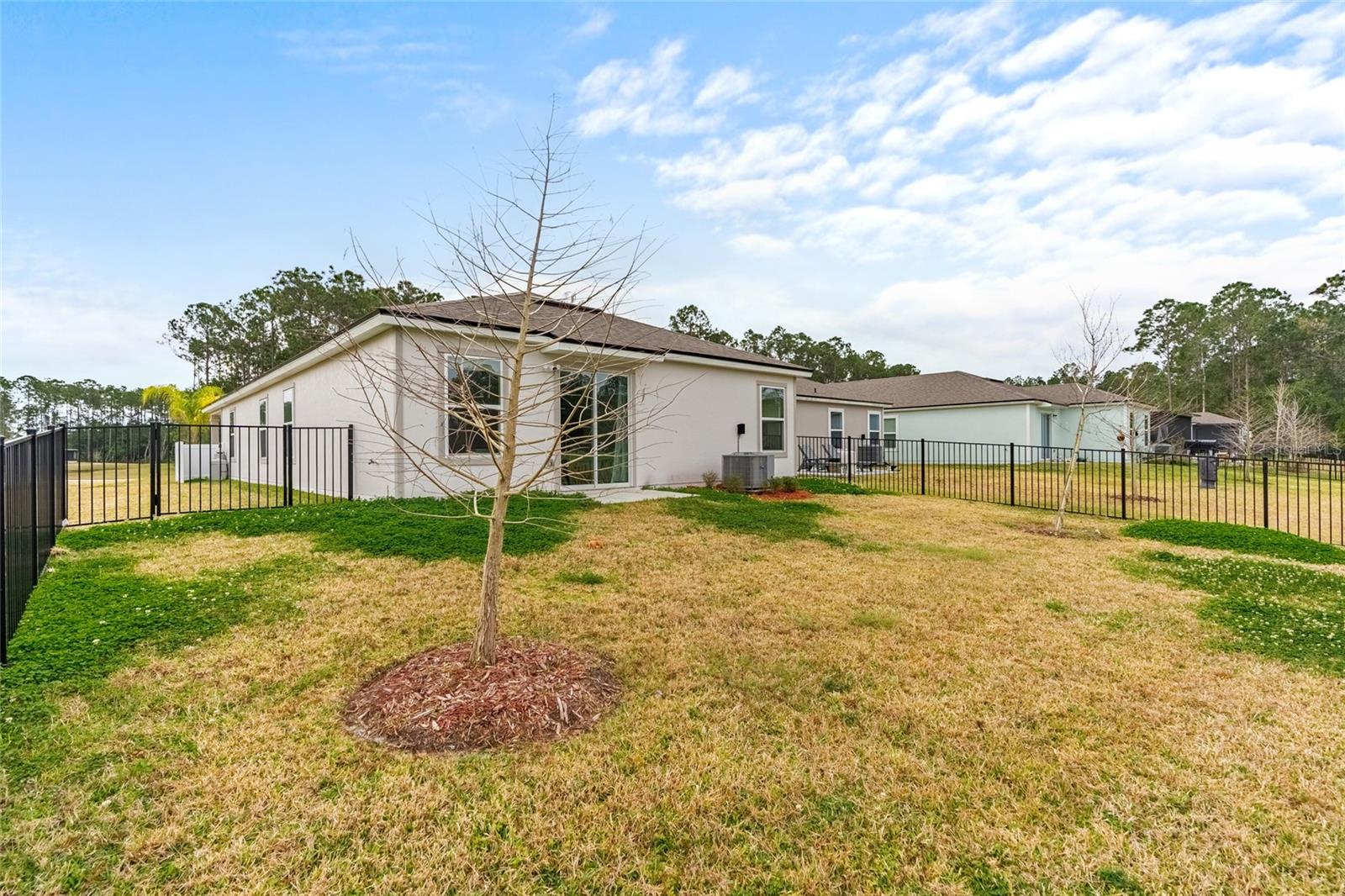 Image 34 of 43 For 72 Bogey Place