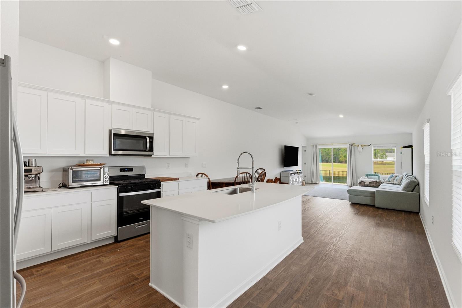 Image 9 of 43 For 72 Bogey Place