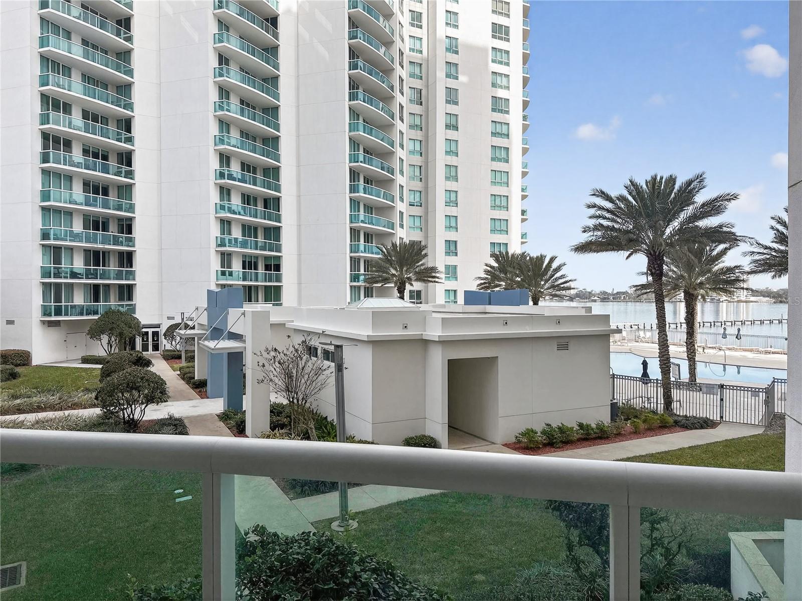 Image 3 of 40 For 231 Riverside Drive 208-1