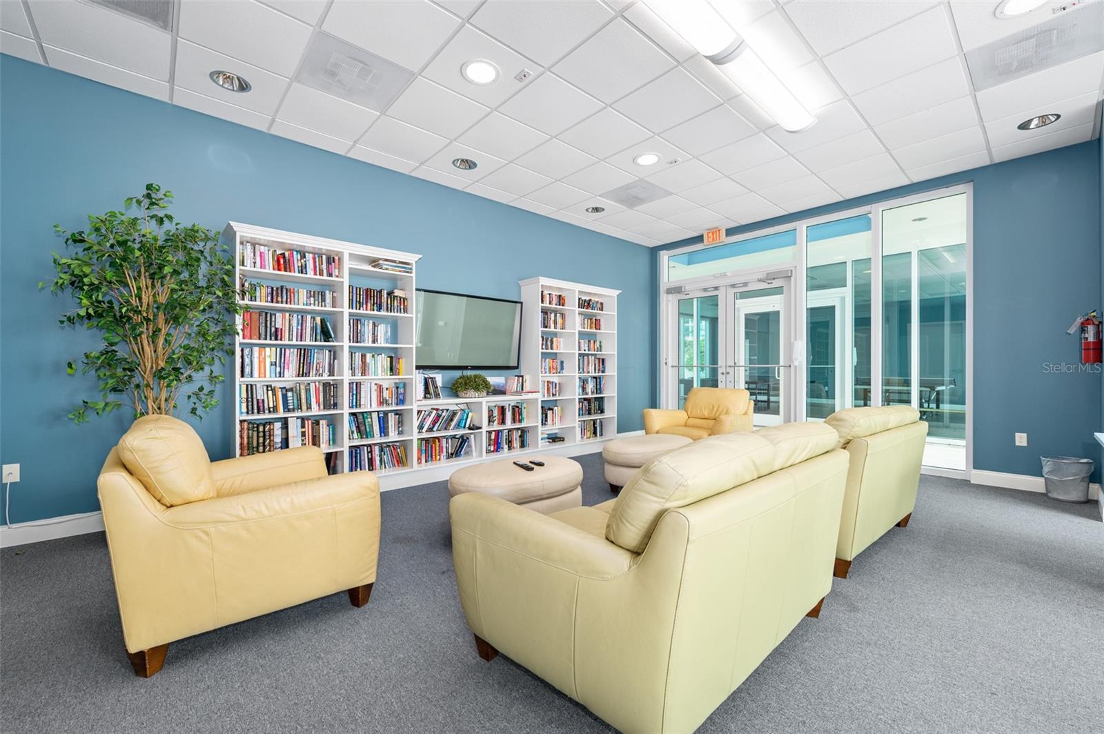 Image 35 of 40 For 231 Riverside Drive 208-1