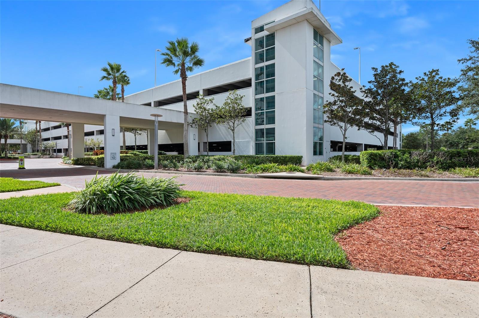 Image 40 of 40 For 231 Riverside Drive 208-1