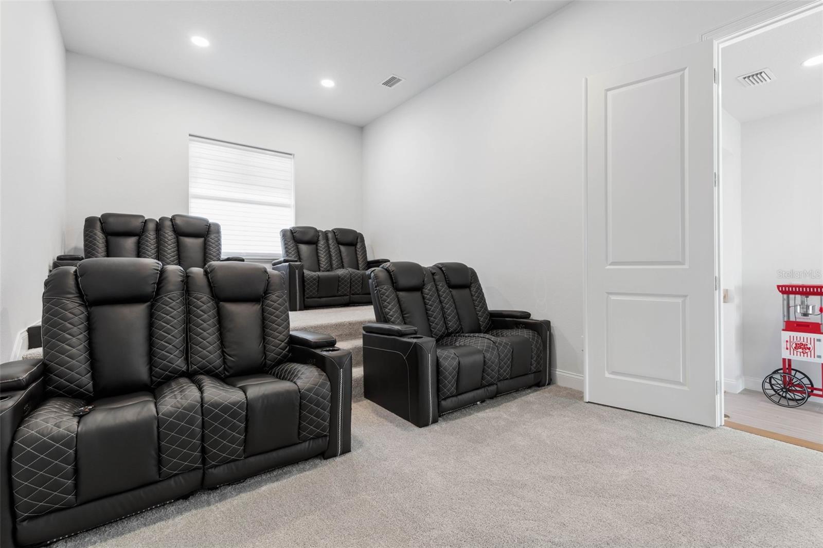 Image 39 of 65 For 23 Ocean Ridge Boulevard N