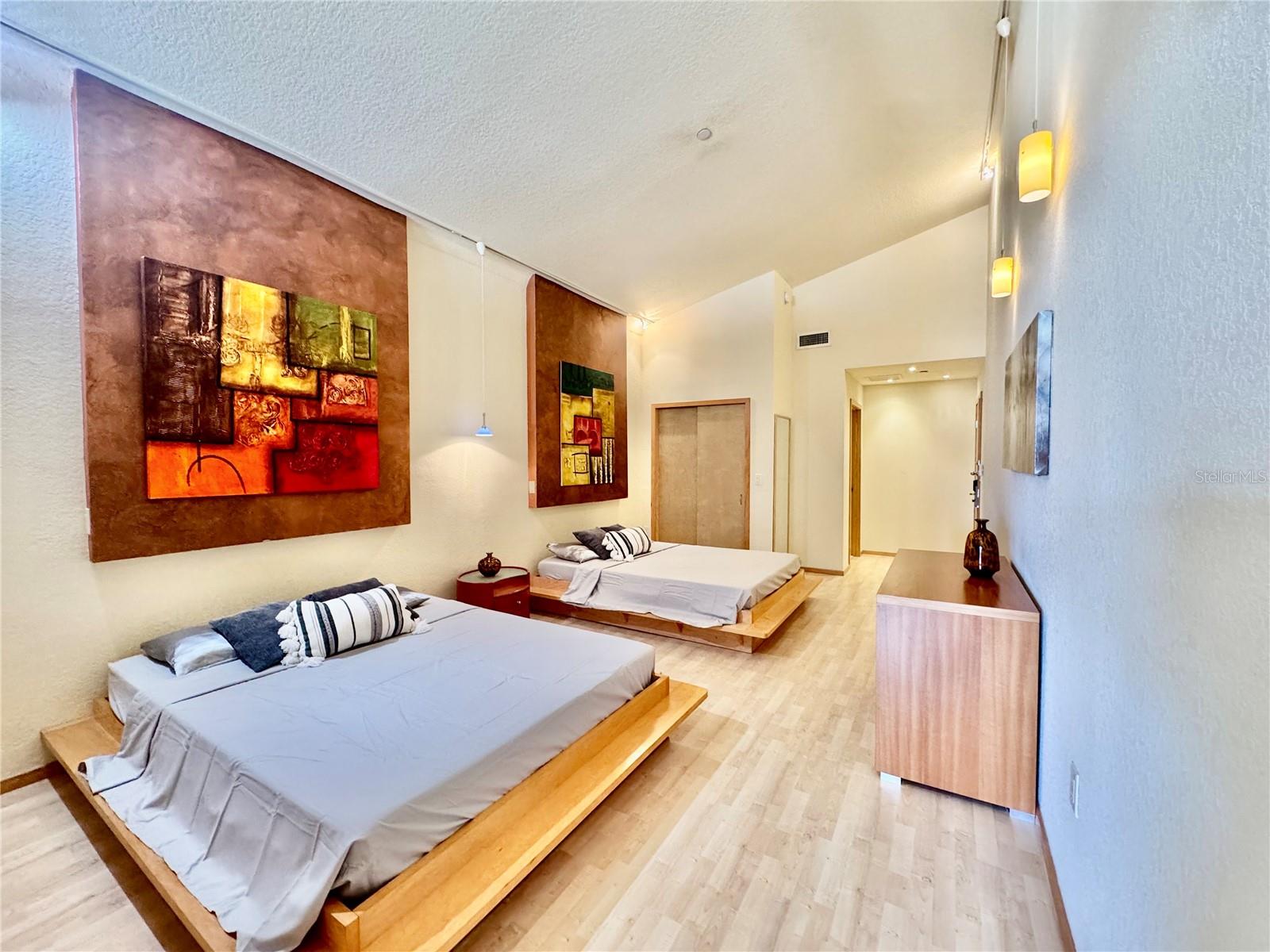 Image 7 of 11 For 101 Palm Harbor Parkway 425