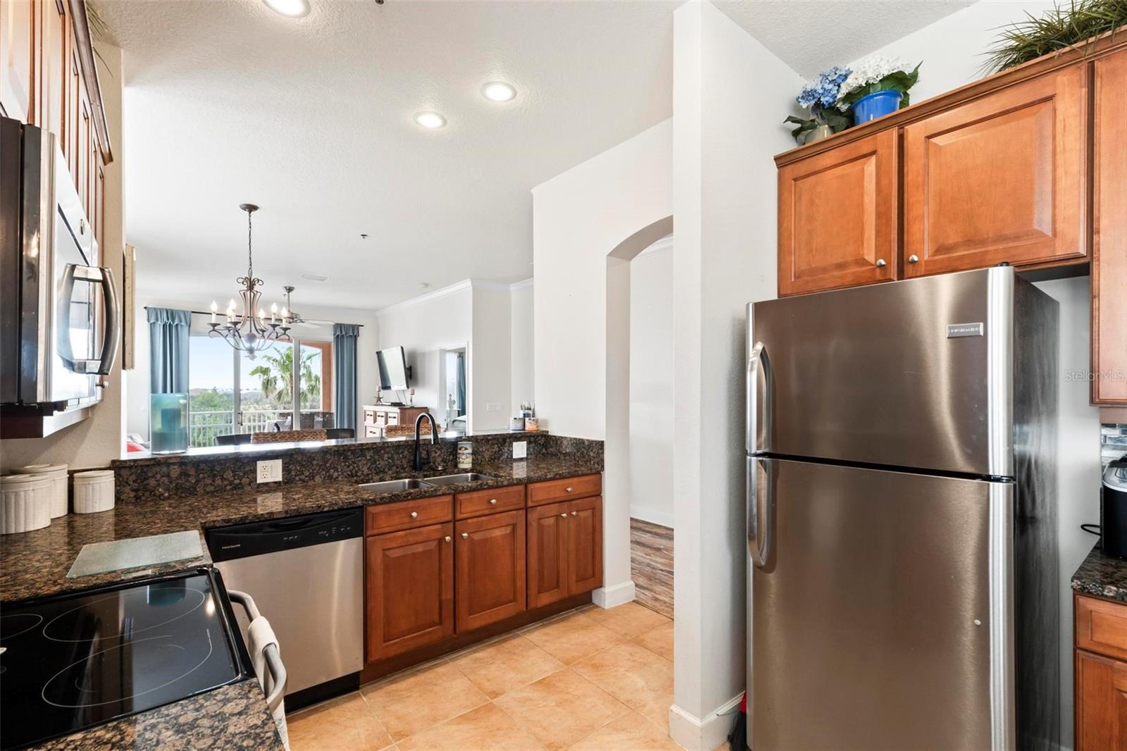 Image 12 of 88 For 35 Ocean Crest Way 1135