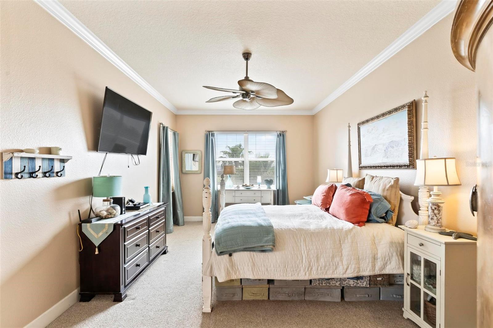 Image 36 of 88 For 35 Ocean Crest Way 1135