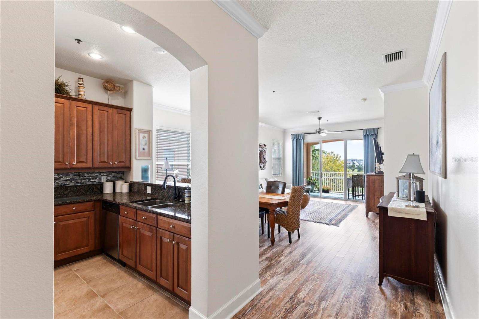 Image 7 of 88 For 35 Ocean Crest Way 1135