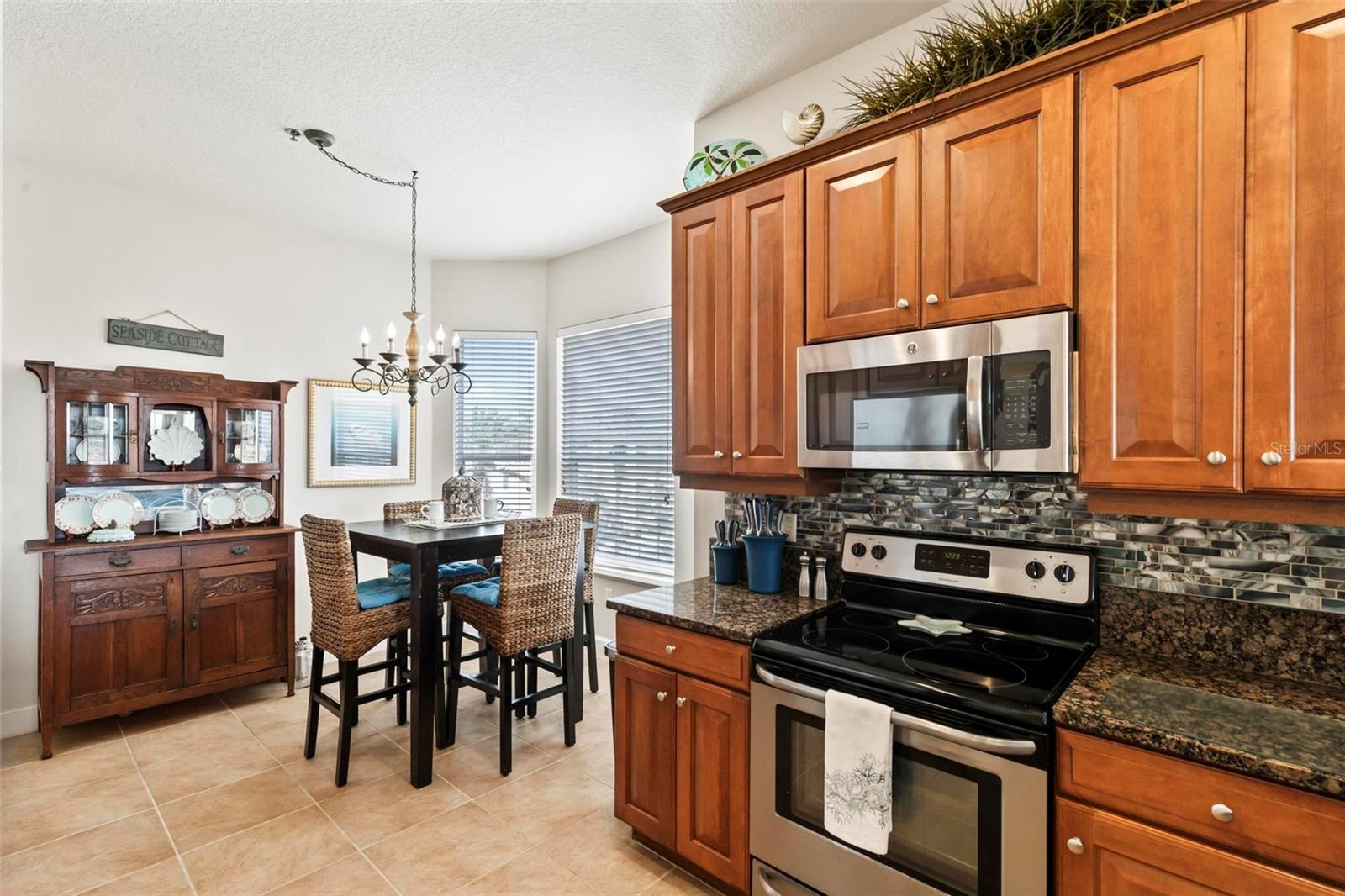 Image 9 of 88 For 35 Ocean Crest Way 1135