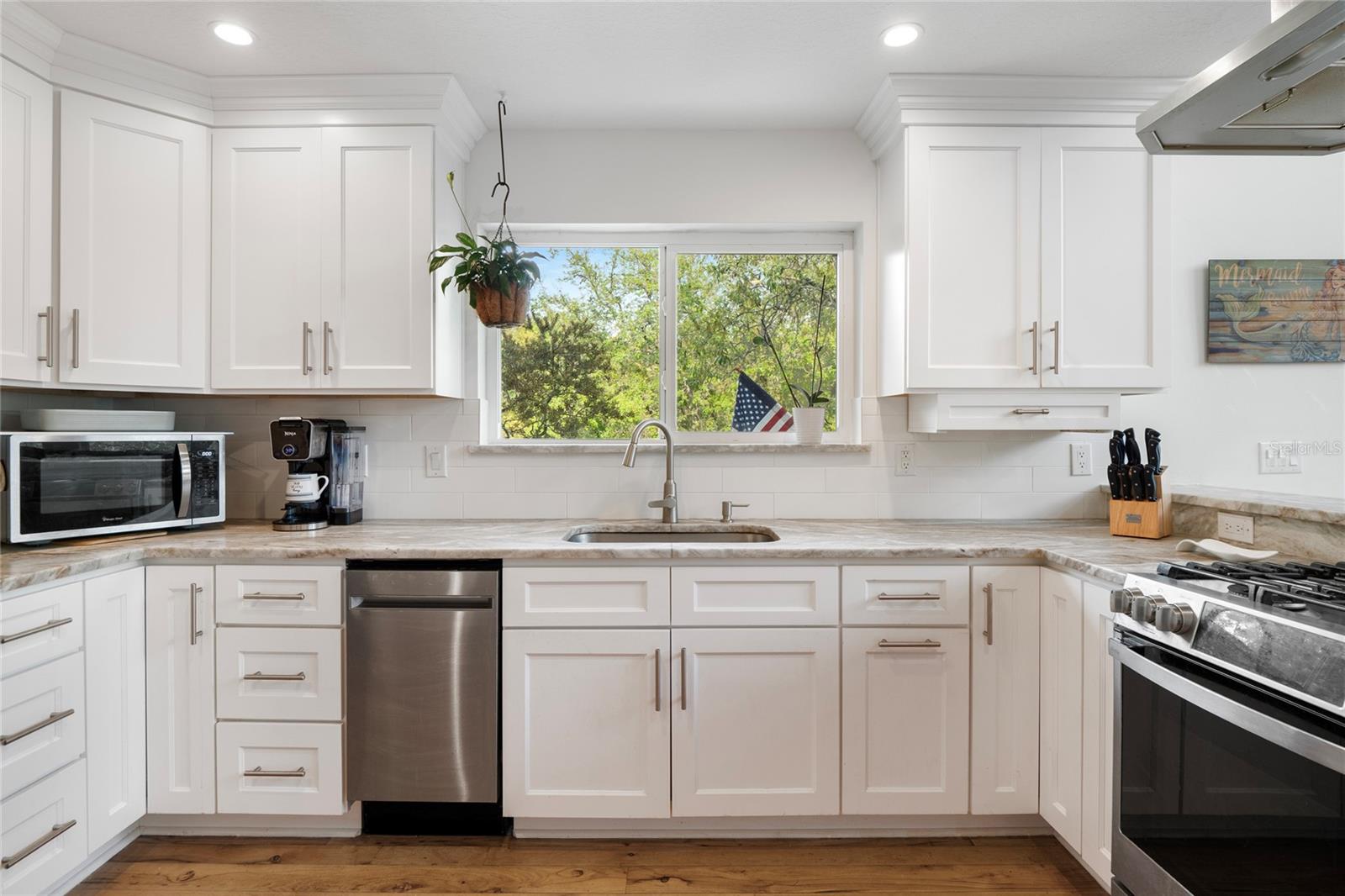 Image 33 of 67 For 45 Shady Lane N