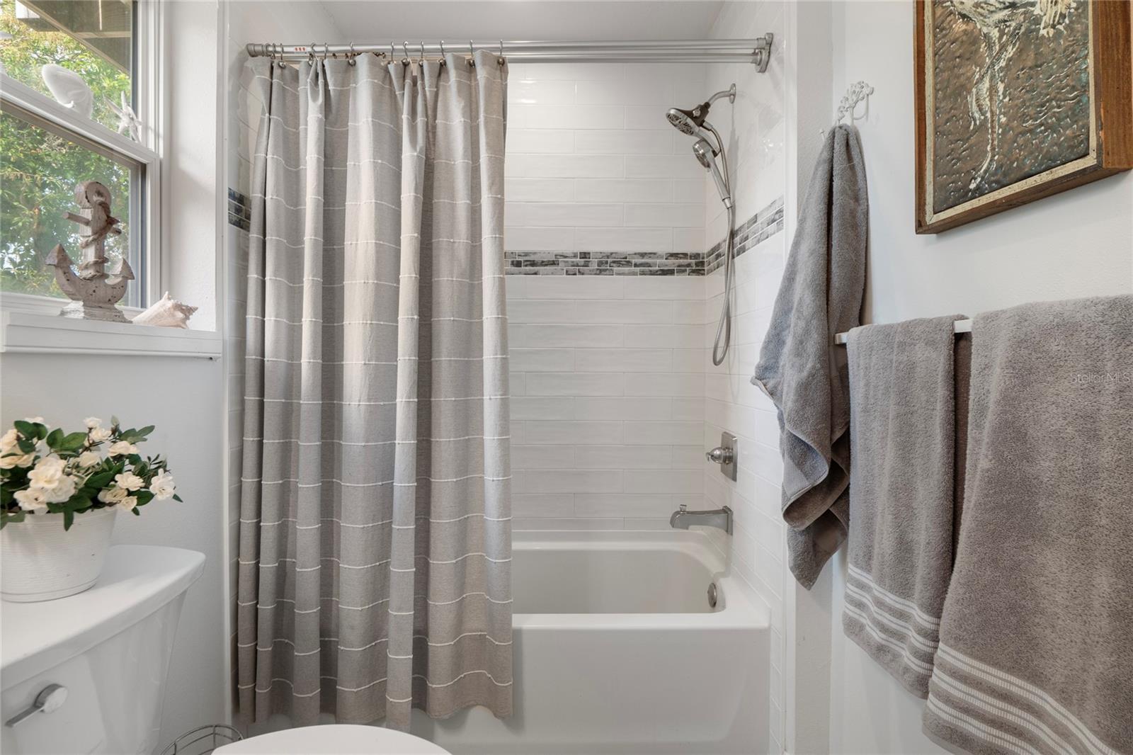 Image 36 of 67 For 45 Shady Lane N