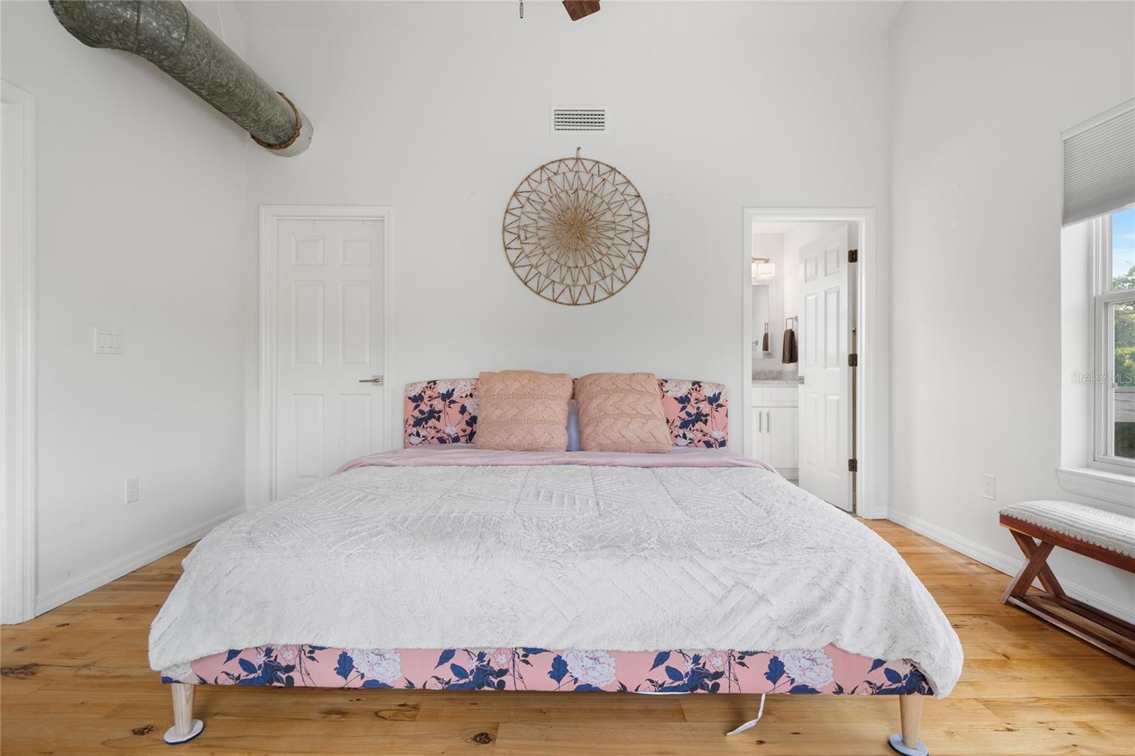 Image 43 of 67 For 45 Shady Lane N