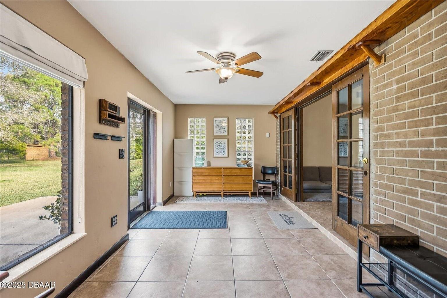 Image 26 of 36 For 475 Lazy Z Lane