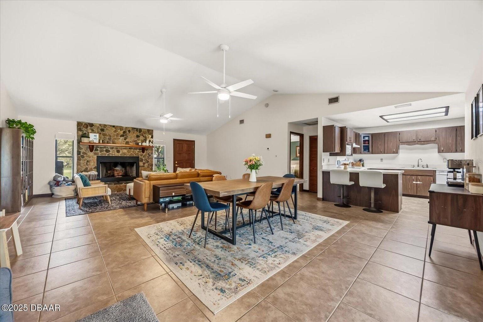 Image 30 of 36 For 475 Lazy Z Lane