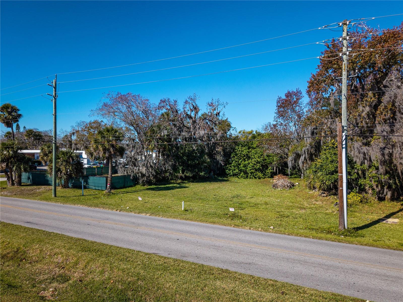 Image 2 of 37 For 818 6th Street