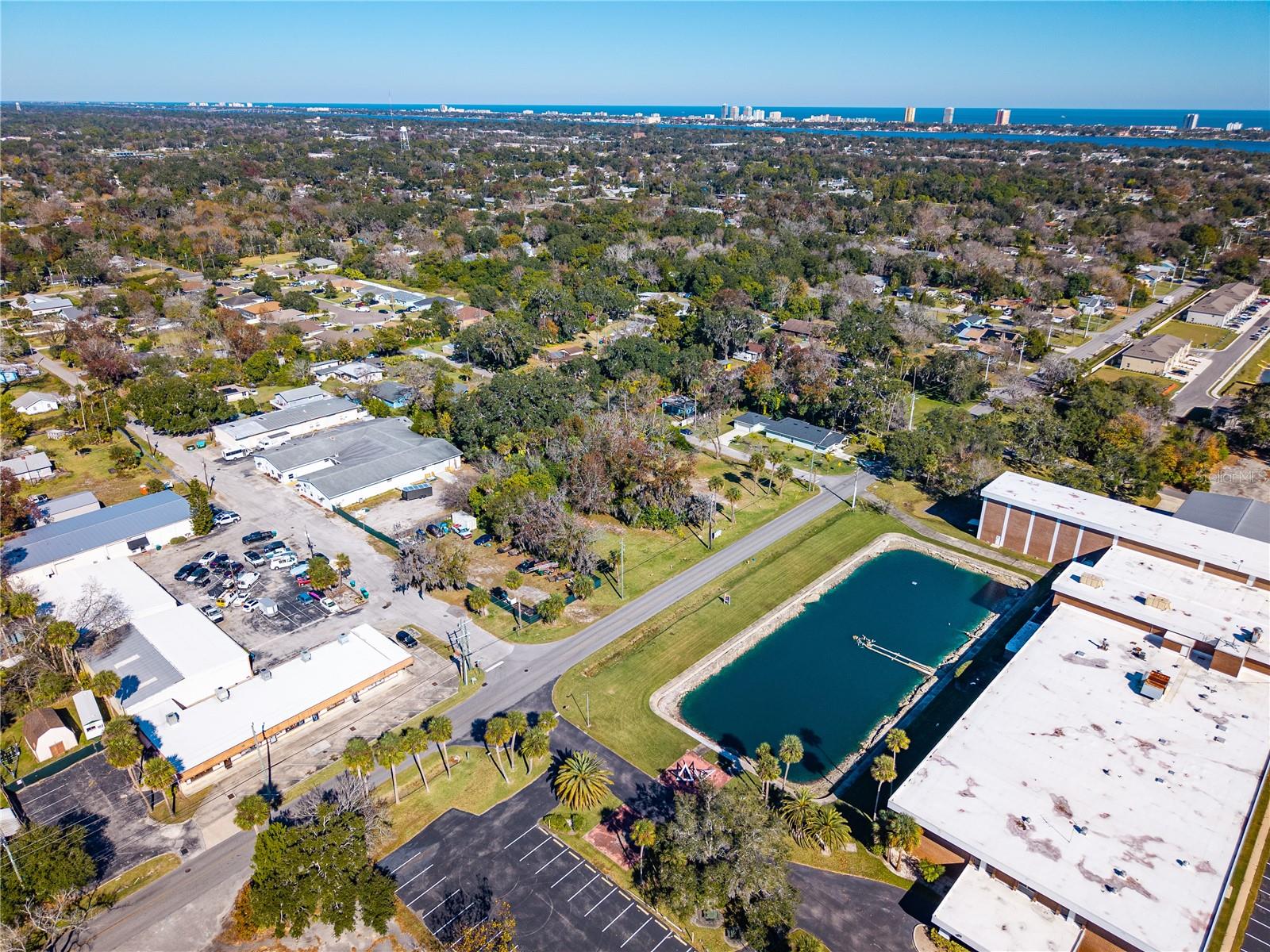 Image 24 of 37 For 818 6th Street