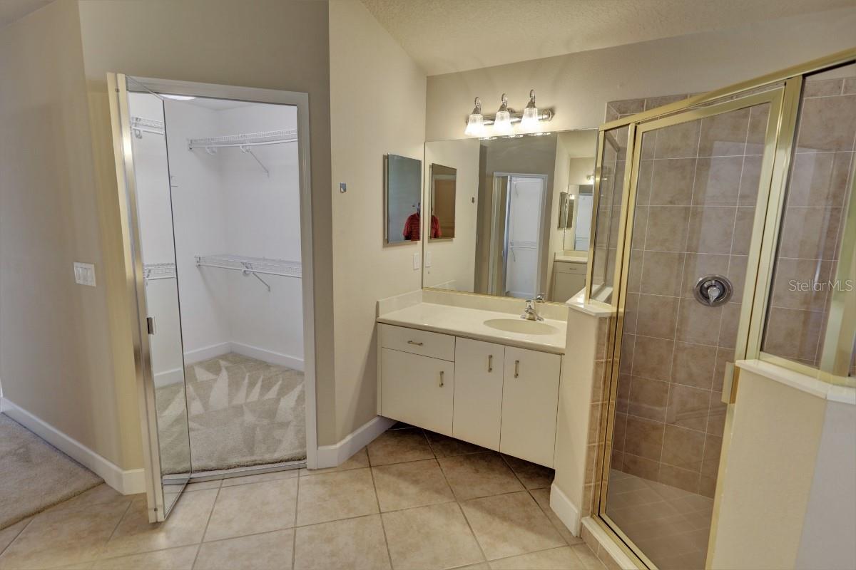 Image 25 of 36 For 1207 Hampstead Lane