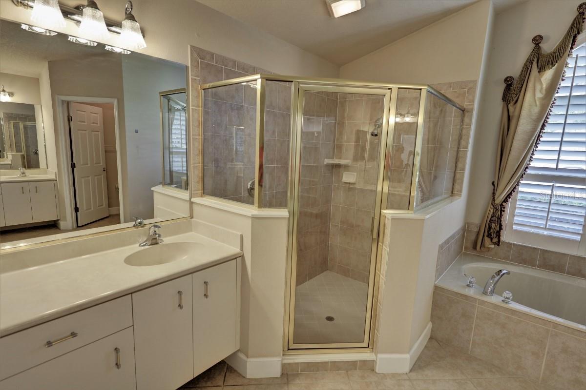 Image 27 of 36 For 1207 Hampstead Lane