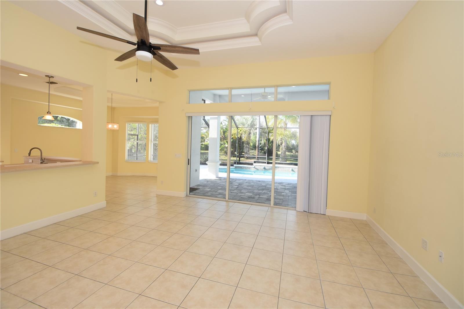 Image 10 of 66 For 17 Oasis Circle