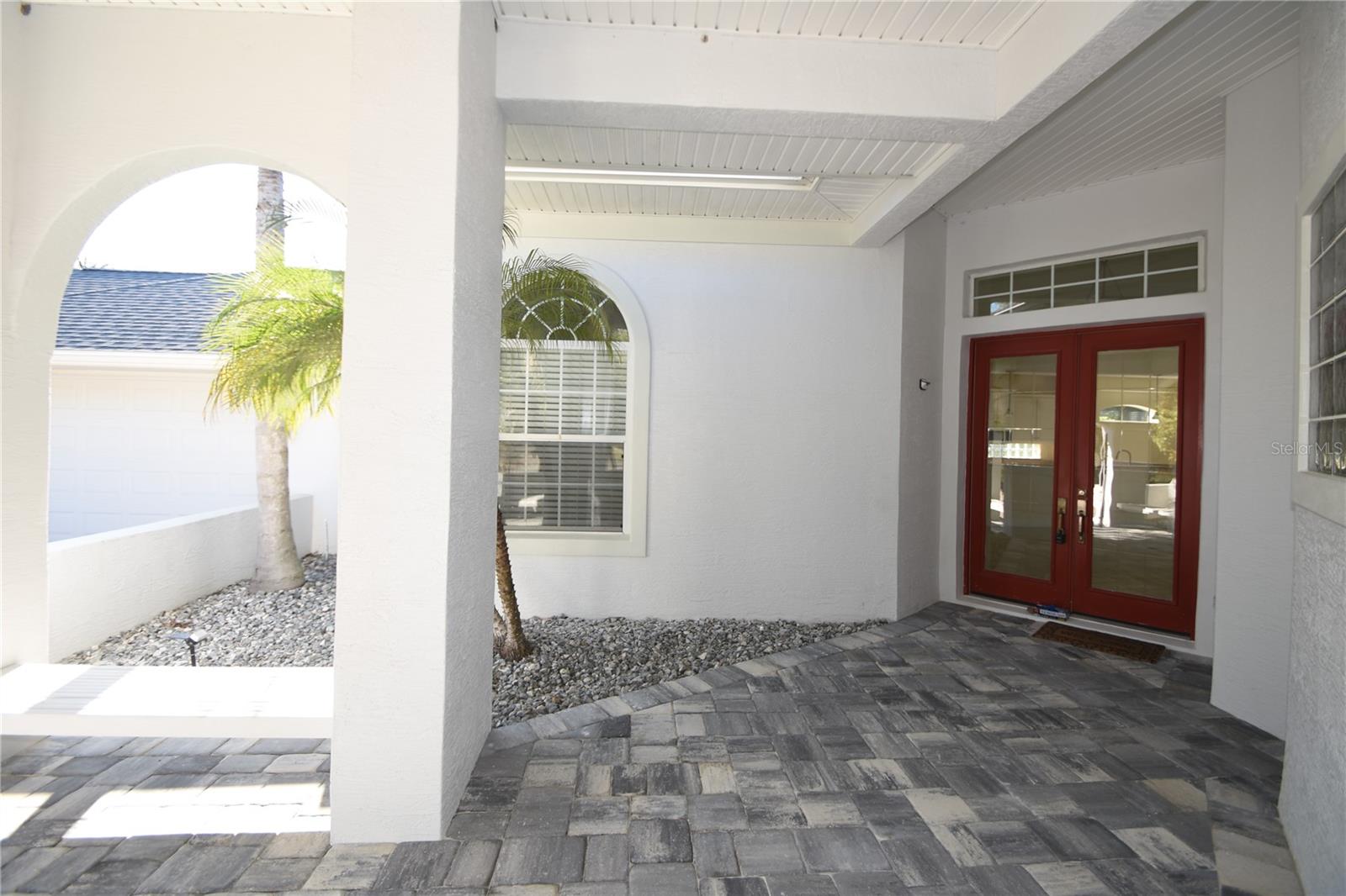 Image 2 of 66 For 17 Oasis Circle