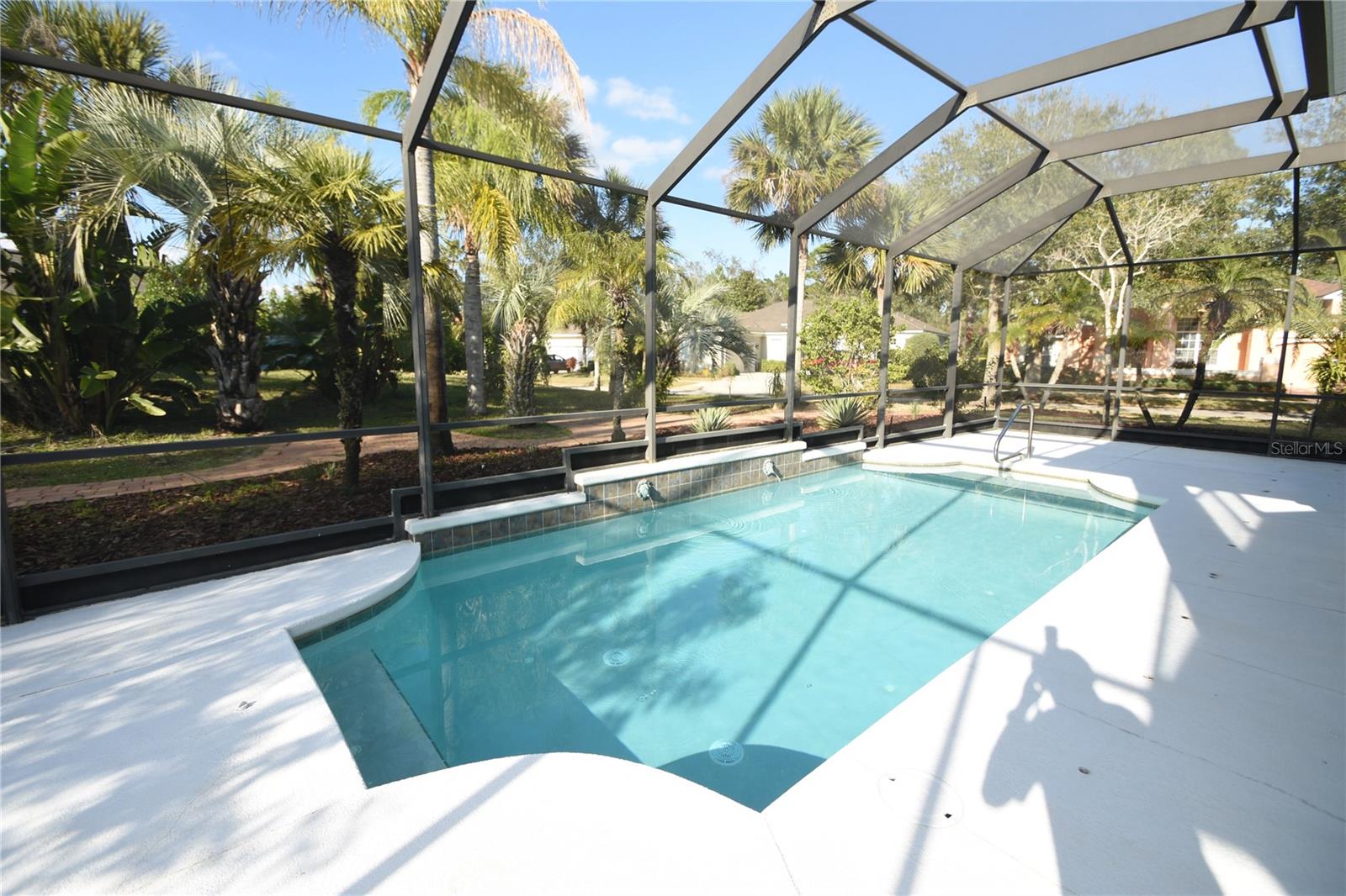 Image 3 of 66 For 17 Oasis Circle