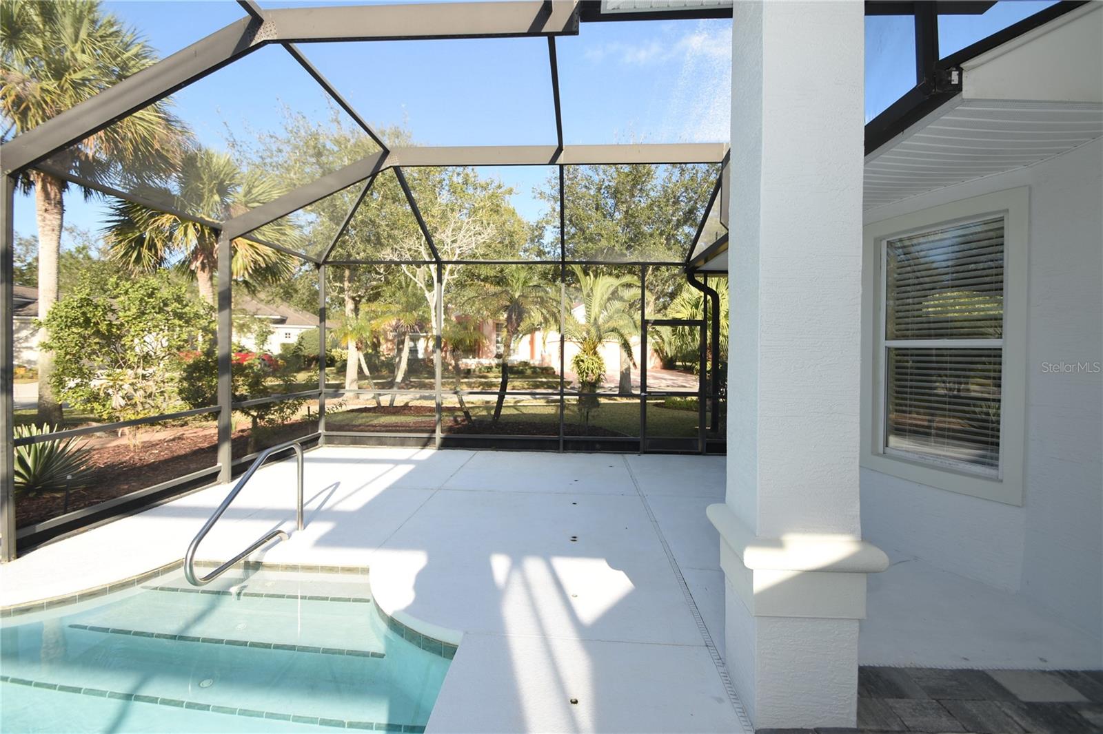 Image 35 of 66 For 17 Oasis Circle