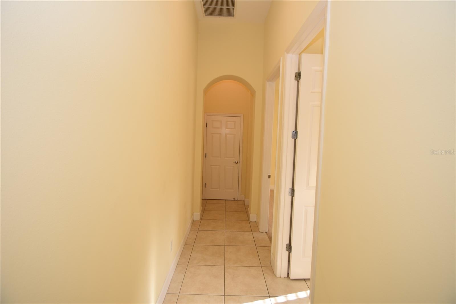 Image 44 of 66 For 17 Oasis Circle