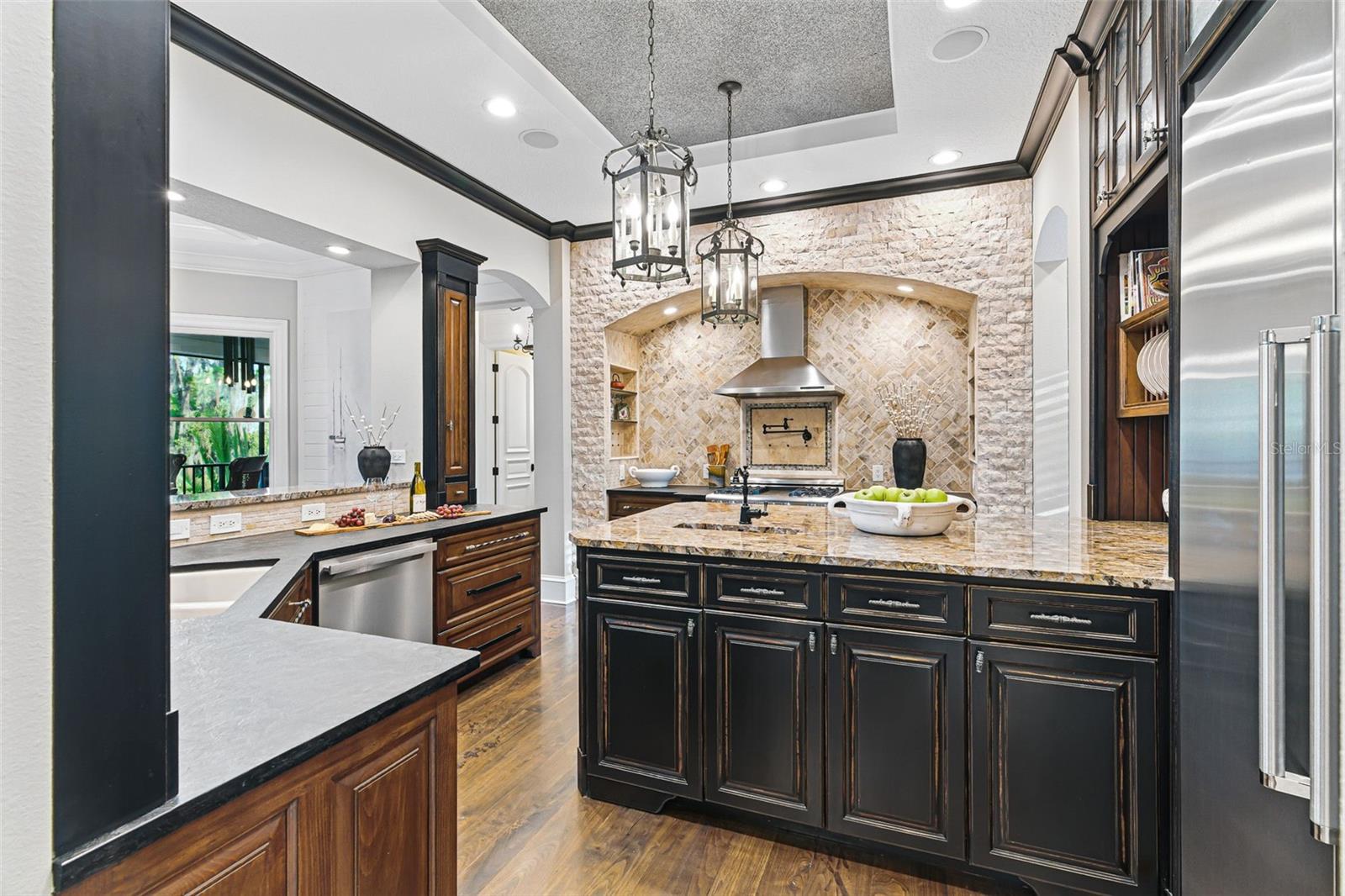 Image 22 of 97 For 140 Monterey Bay Lane