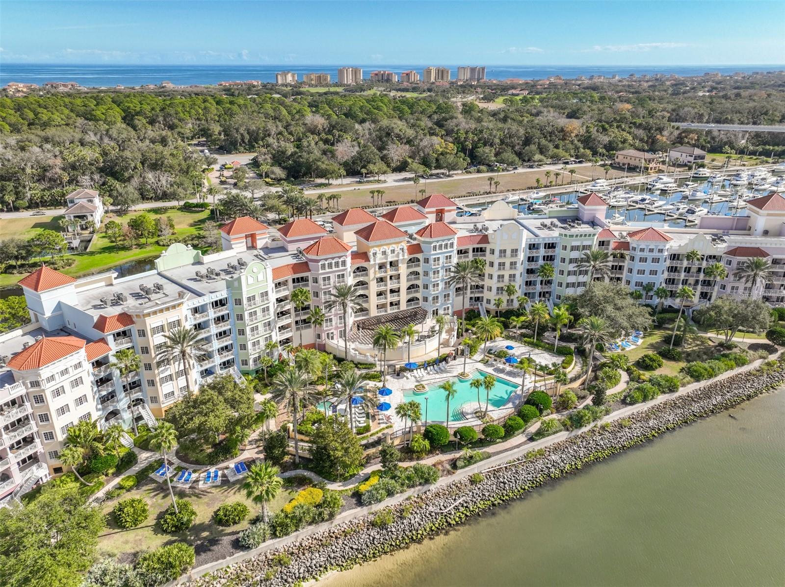 Image 19 of 39 For 268 Harbor Village Point N