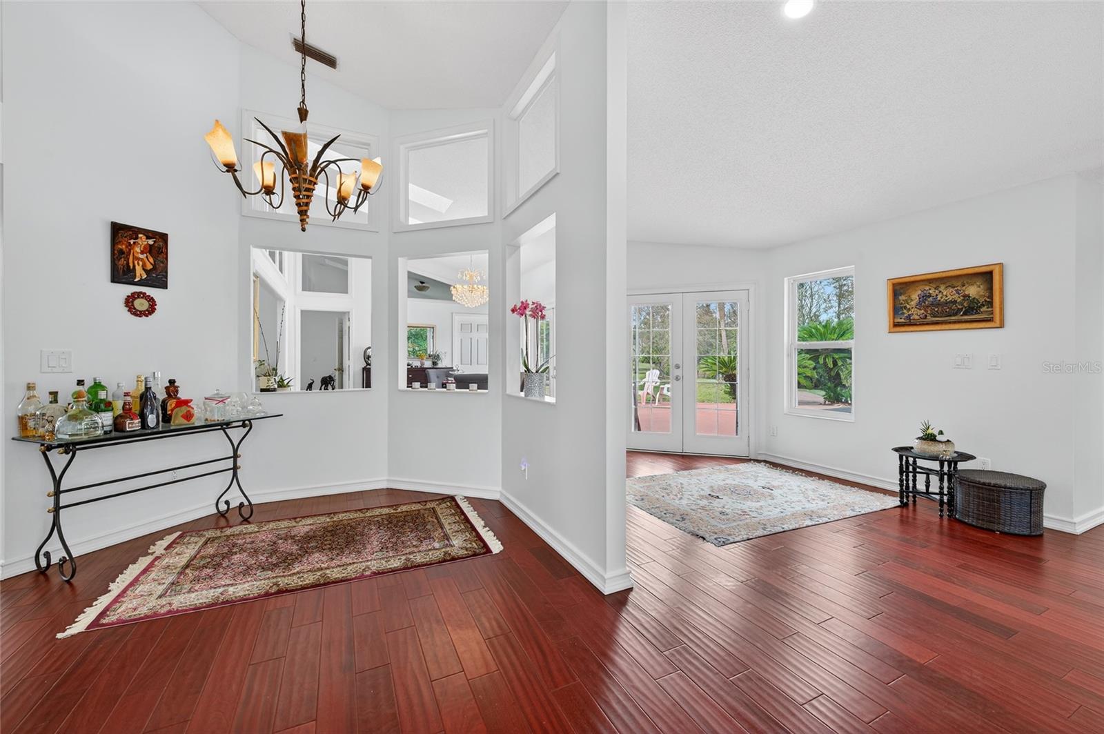 Image 14 of 42 For 114 Shadowcreek Way