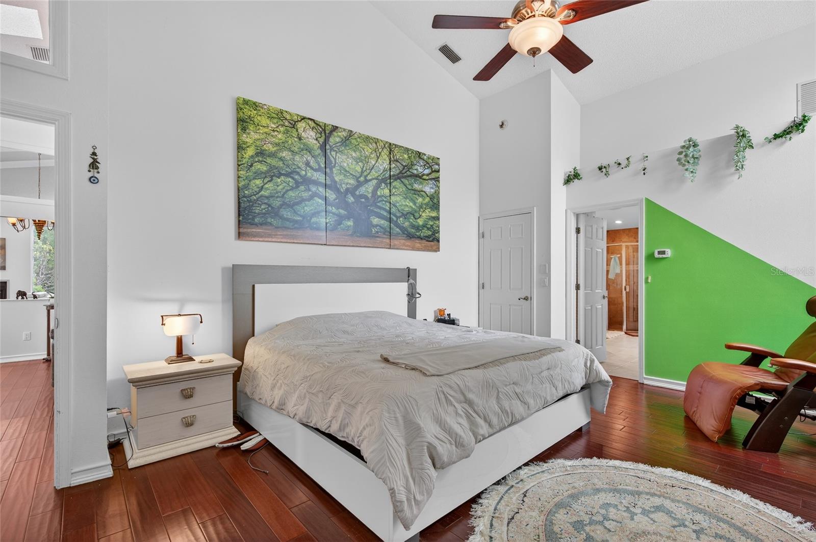 Image 26 of 42 For 114 Shadowcreek Way