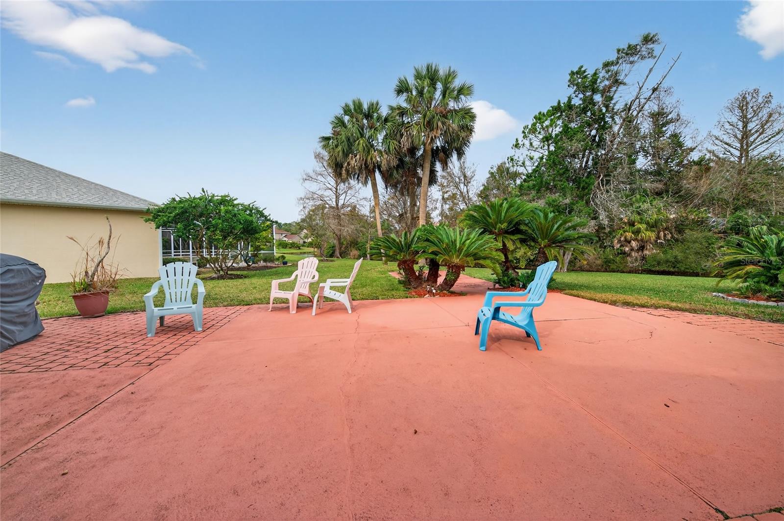 Image 33 of 42 For 114 Shadowcreek Way