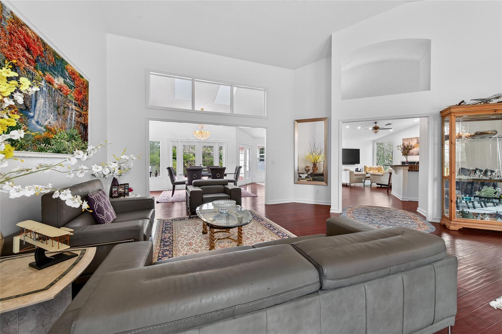 Image 4 of 42 For 114 Shadowcreek Way