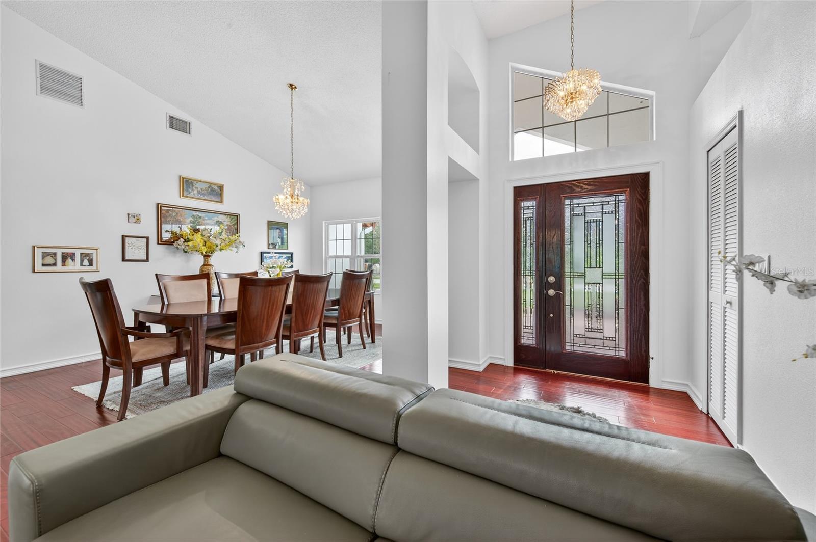 Image 5 of 42 For 114 Shadowcreek Way