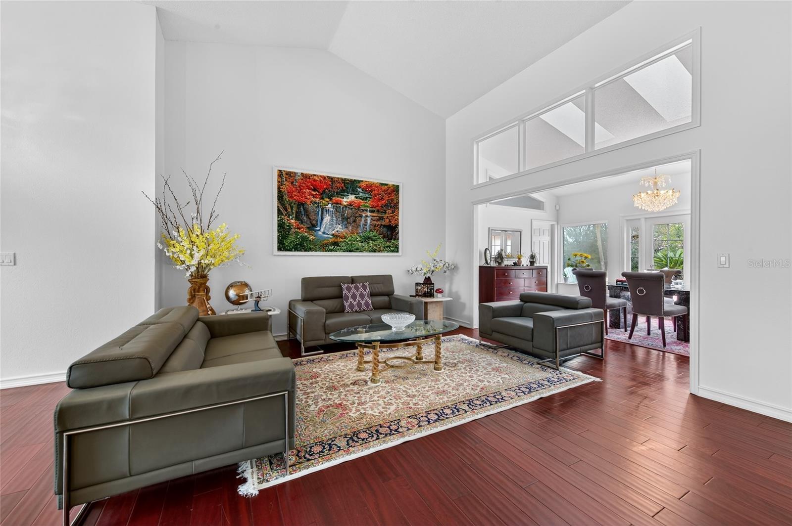 Image 6 of 42 For 114 Shadowcreek Way