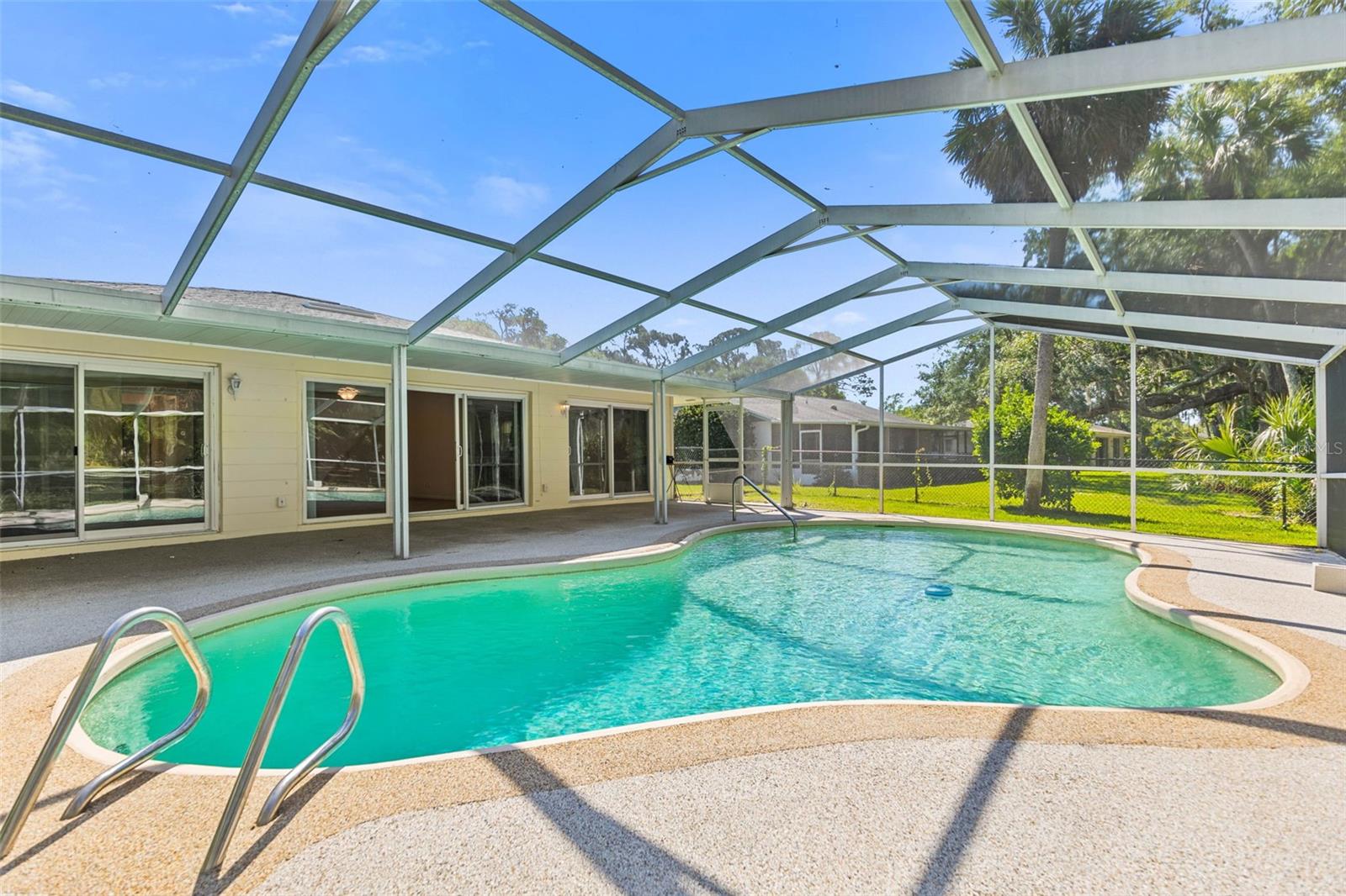 Image 30 of 52 For 9 Crompton Place