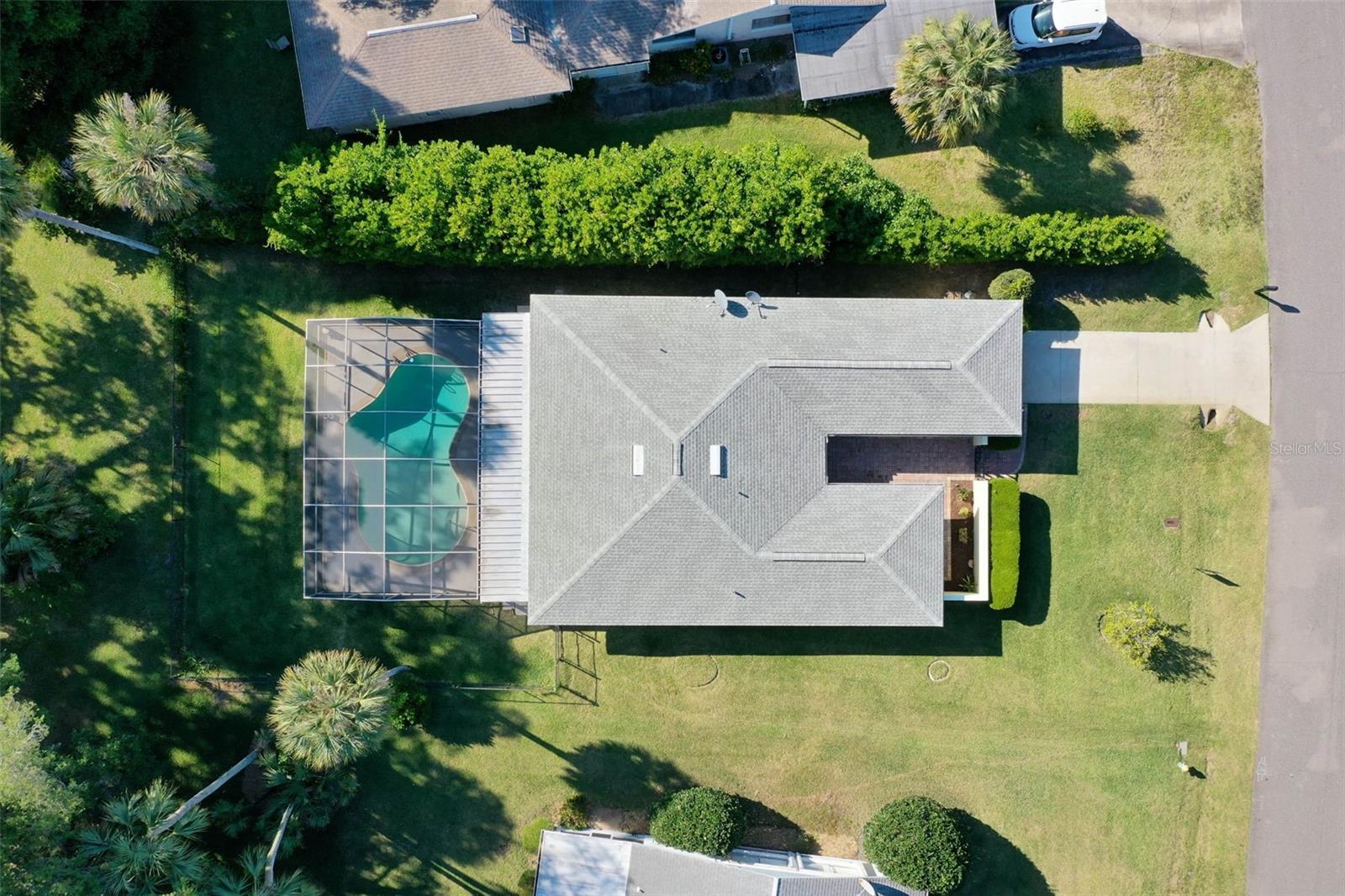 Image 33 of 52 For 9 Crompton Place