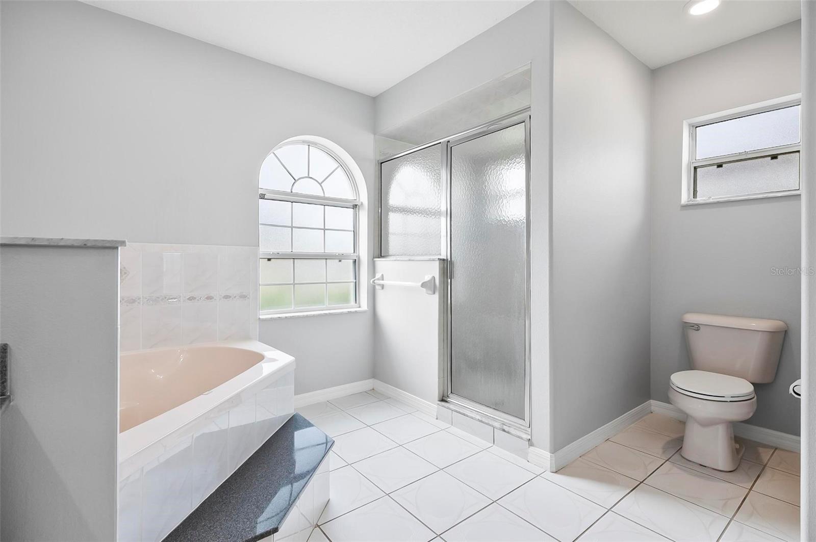 Image 44 of 69 For 43 Fallen Oak Lane