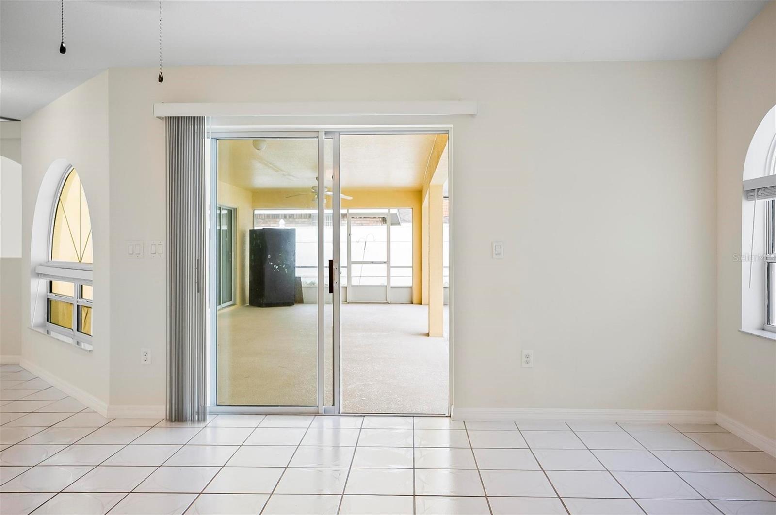 Image 61 of 69 For 43 Fallen Oak Lane