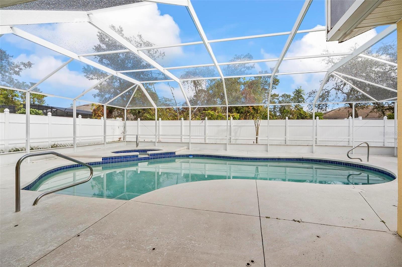 Image 65 of 69 For 43 Fallen Oak Lane