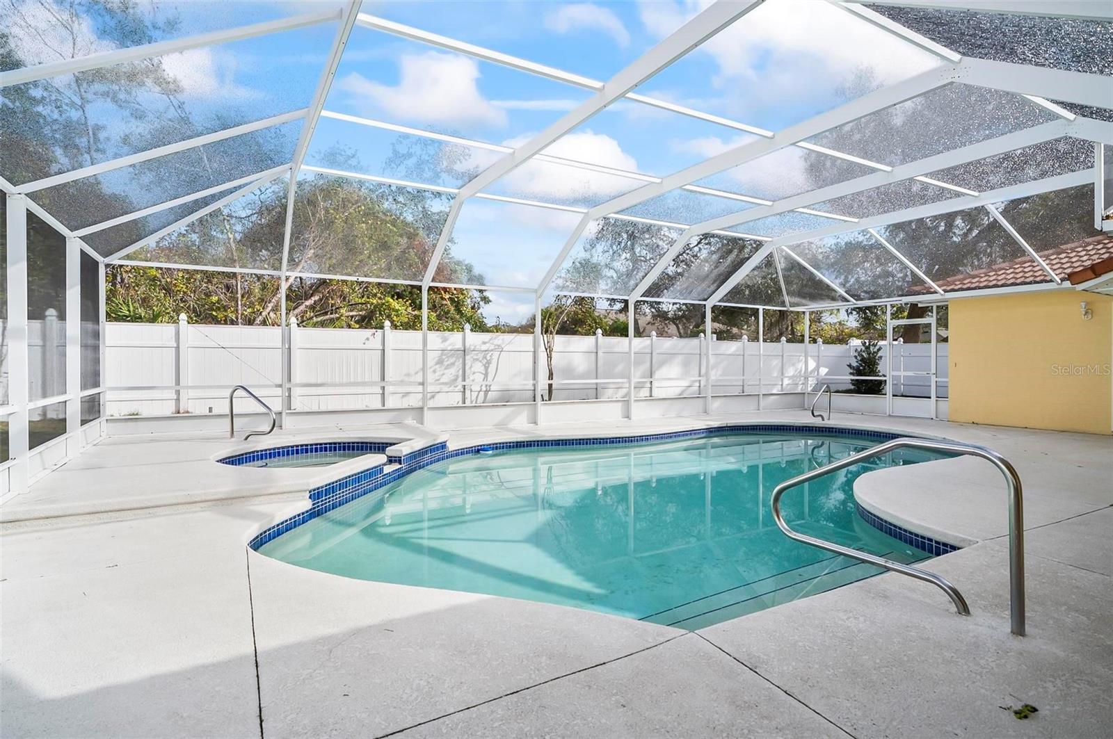 Image 68 of 69 For 43 Fallen Oak Lane