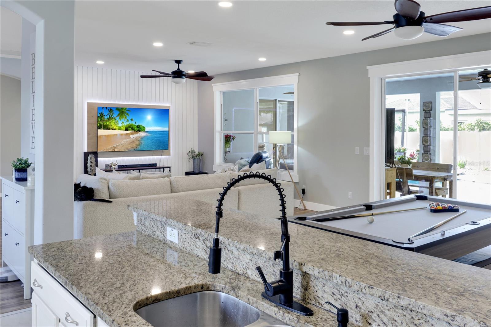 Image 18 of 36 For 6068 Spruce Point Circle